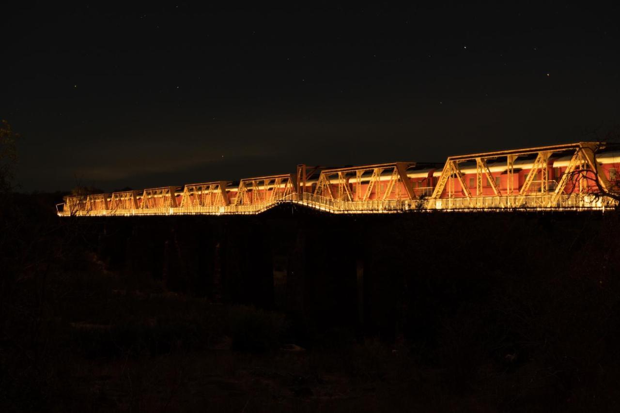 Kruger Shalati - Train On The Bridge & Garden Suites Skukuza Exteriör bild